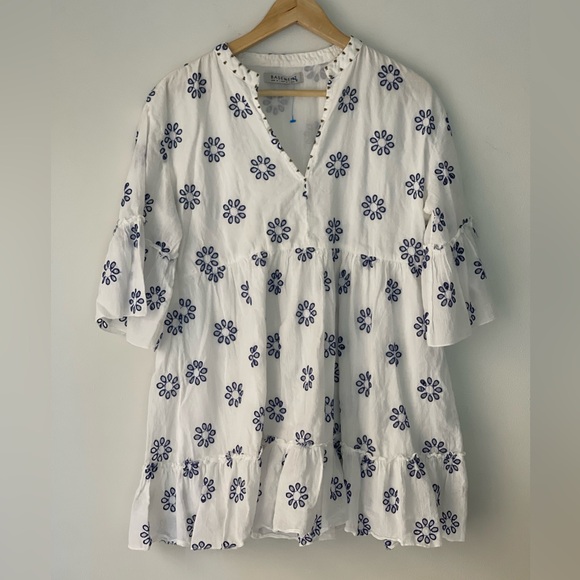 Basement Embroidered Cotton Short Dress - Picture 2 of 12